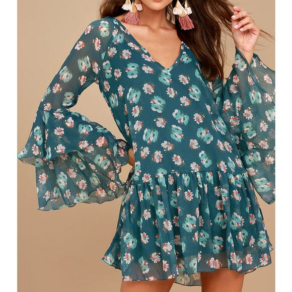Billabong Dress XS Blue Floral Ruffle Tiered Boho Peasant Flowy Stevie Sunday - Picture 1 of 11